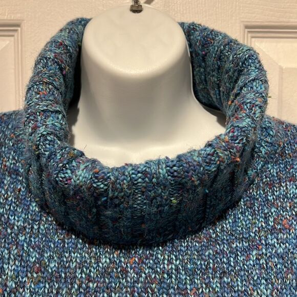 Tabi Blue‎ Turtleneck Asymmetrical Sweater Size S - Picture 2 of 10